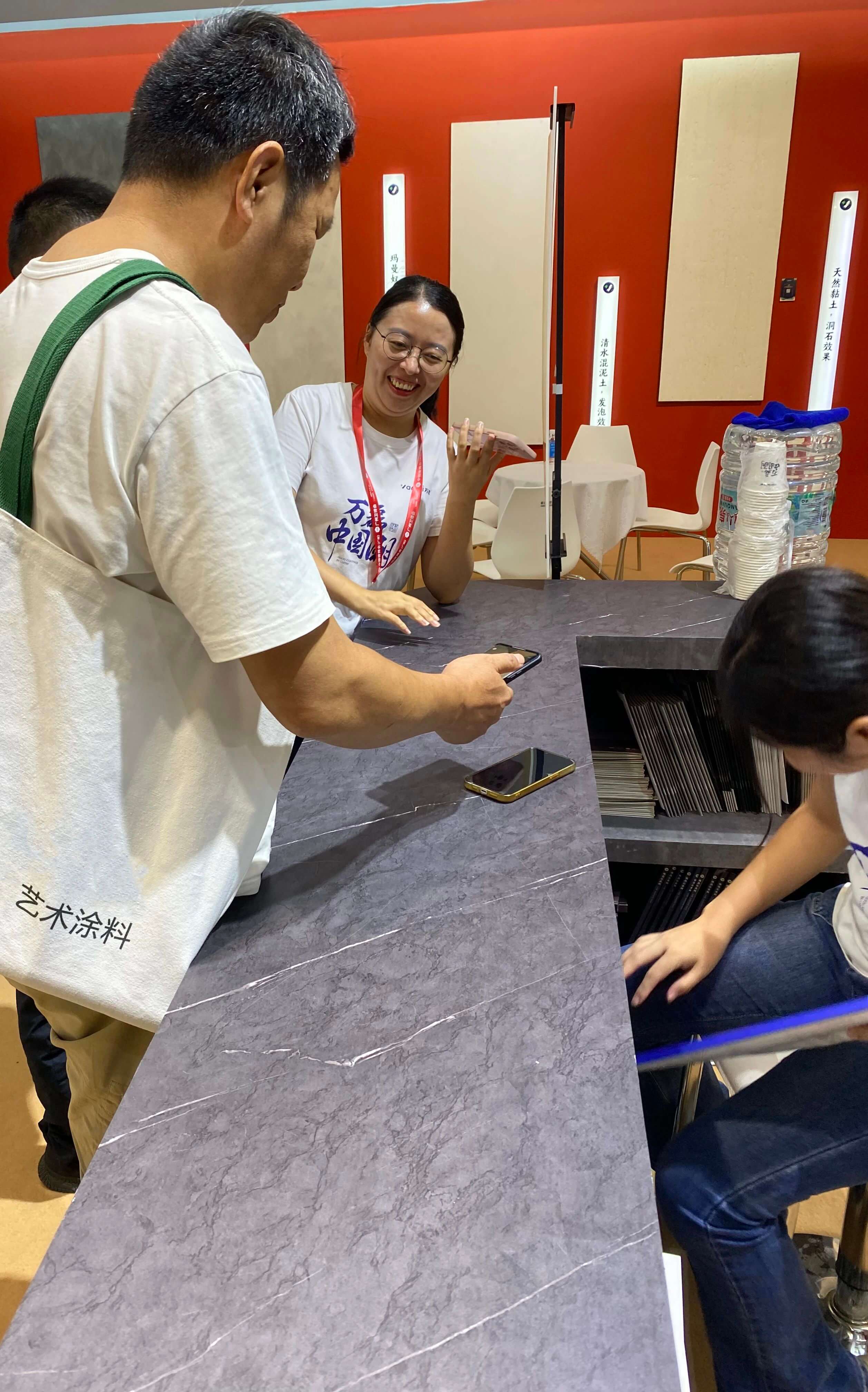 最“省”新品呈現(xiàn)！萬磊涂料國潮館實(shí)力吸睛！