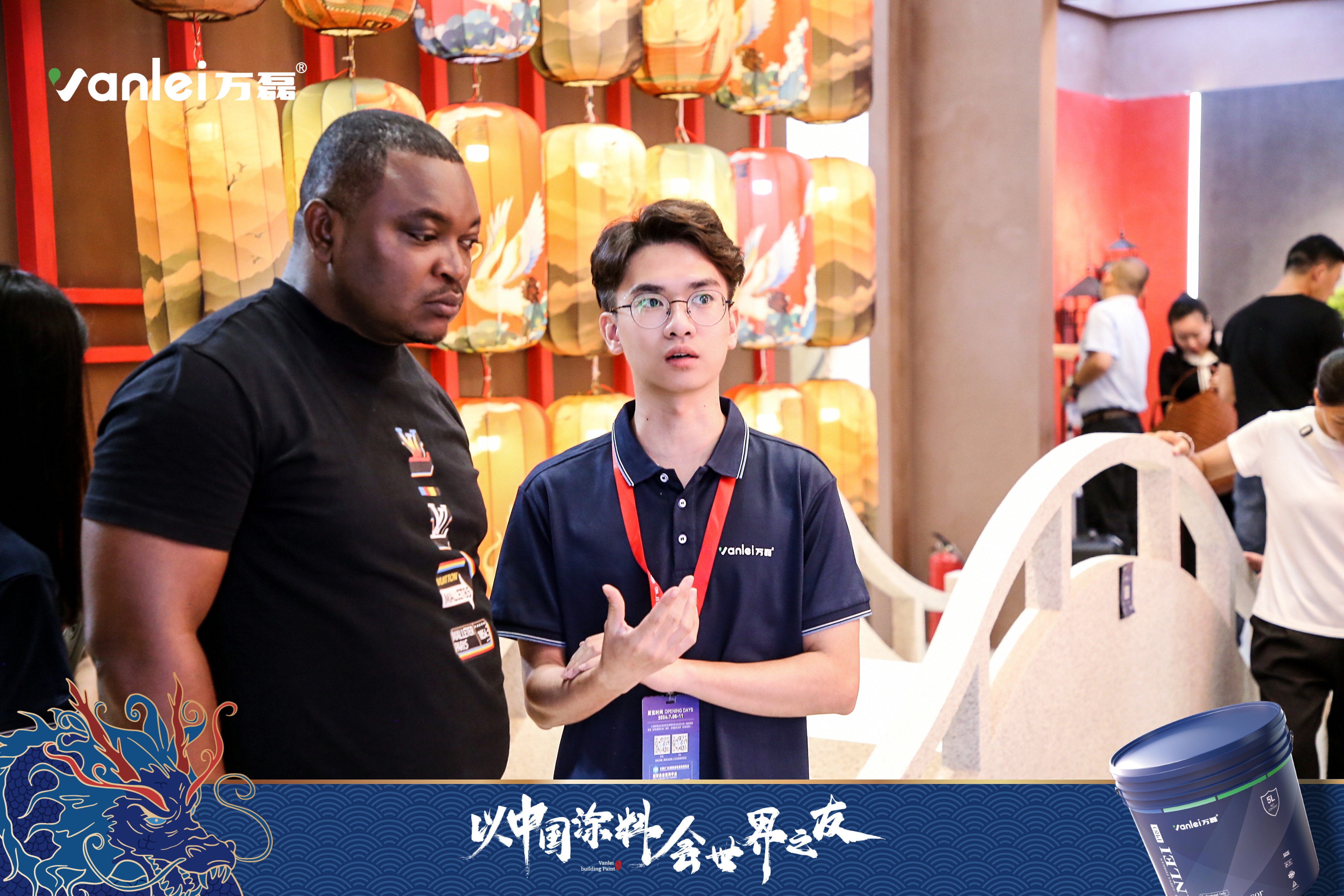 七年蟬聯(lián)展館人氣王！萬(wàn)磊涂料，以中國(guó)涂料，會(huì)世界之友