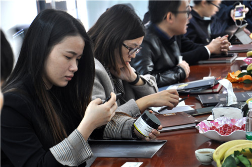 攜手共贏，共話(huà)未來(lái)，巴德士集團(tuán)蒞臨萬(wàn)磊參觀指導(dǎo)